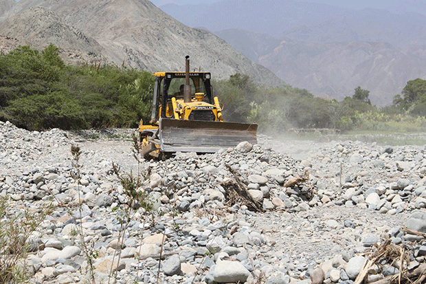 Iniciarán trabajo de descolmatación del río Casma