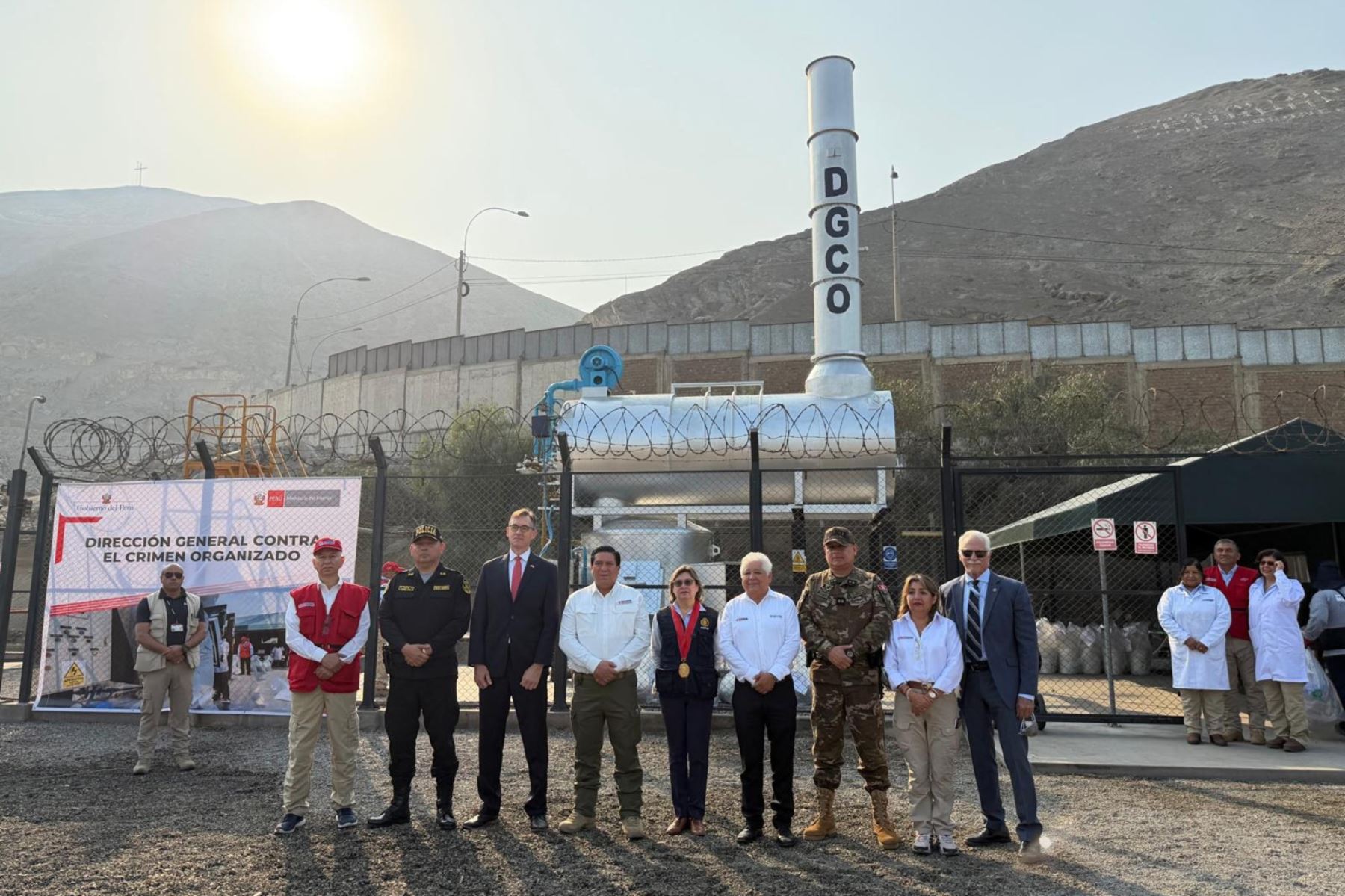 Perú y Estados Unidos incineran más de 8,8 toneladas de drogas incautadas