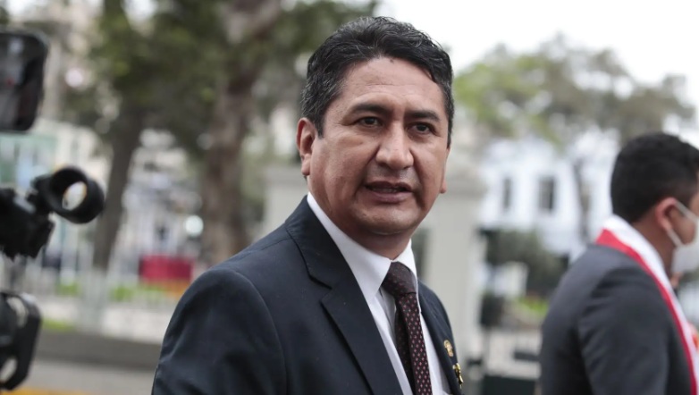 Disponen transferir al Estado más de S/ 1.6 millones de las cuentas de Vladimir Cerrón