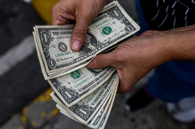 ¿Cuál es la cotización del dólar hoy viernes 8 de agosto del 2025?