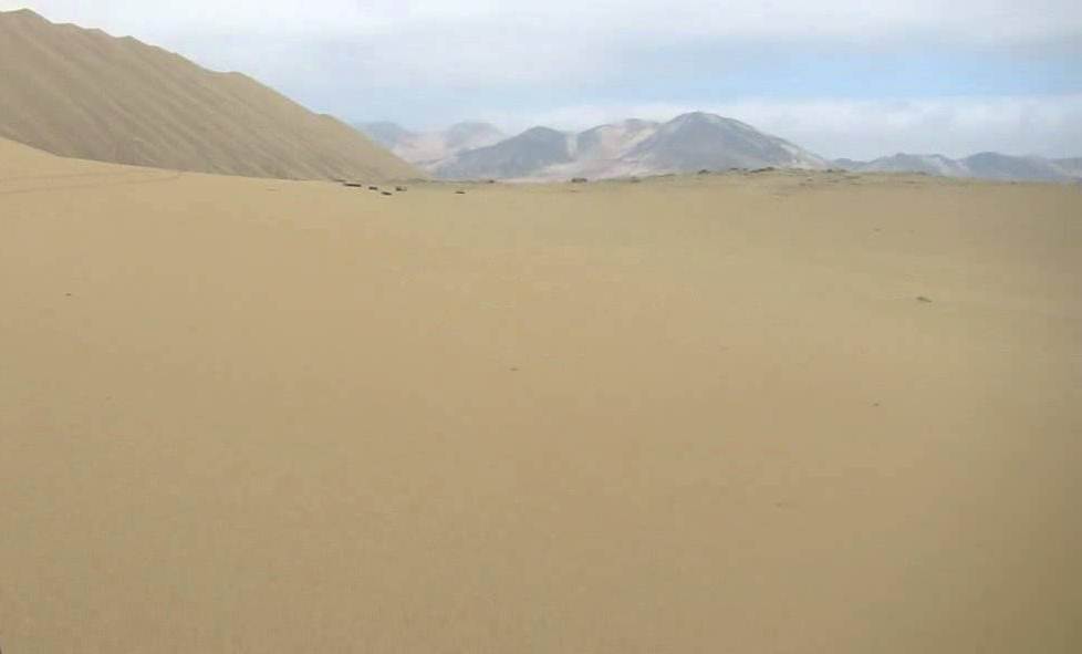   Casma: Municipio denunció a empresa Azteca por atentado contra la Duna de Manchán