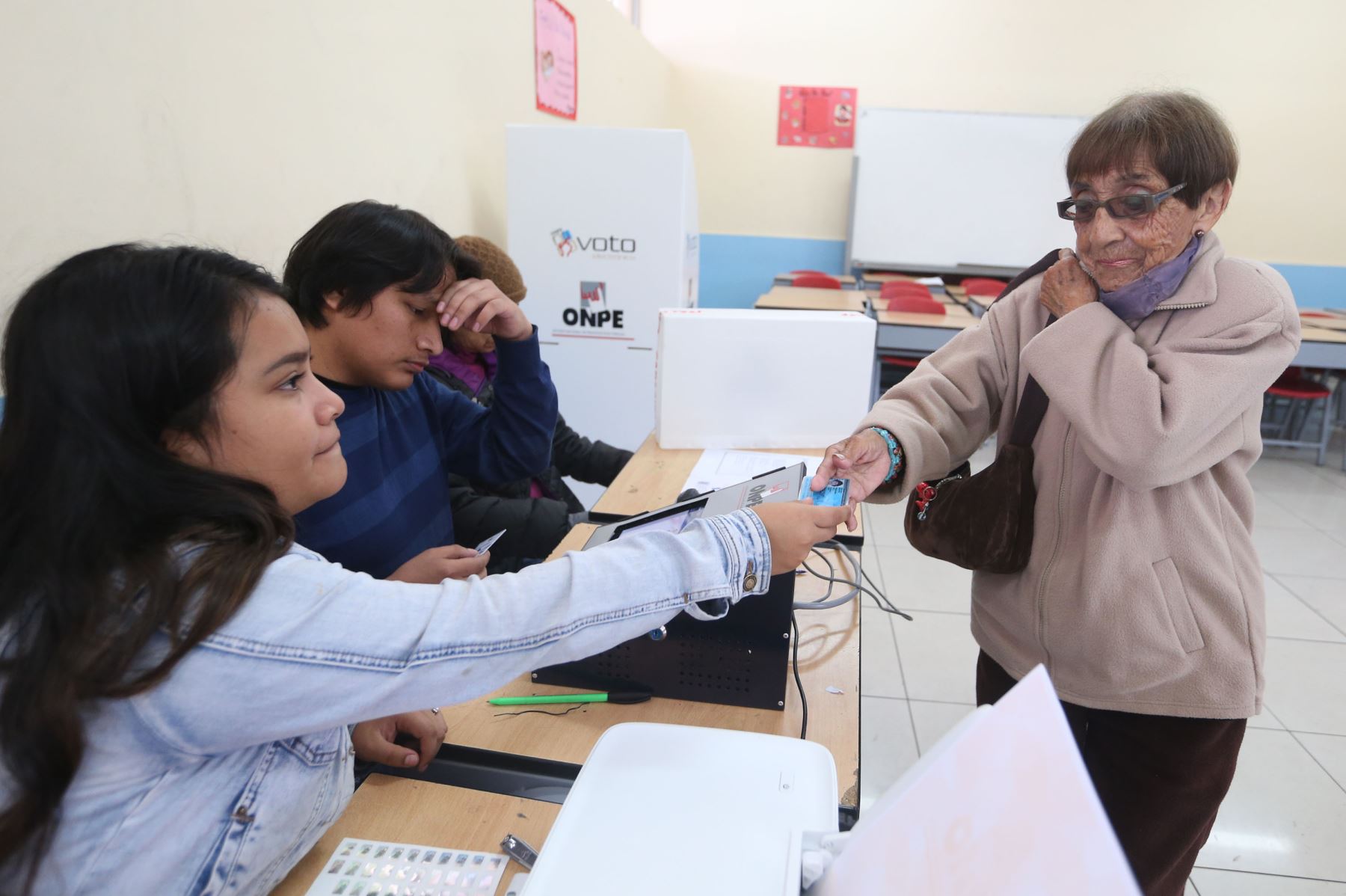 Suman 42 los partidos que cuentan con inscripción vigente