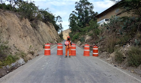 Áncash: MTC atiende emergencia vial en el sector Culluchaca en Huari