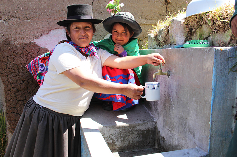 Con S/ 290 millones Foncodes financiará proyectos Haku Wiñay y Mi Abrigo en regiones