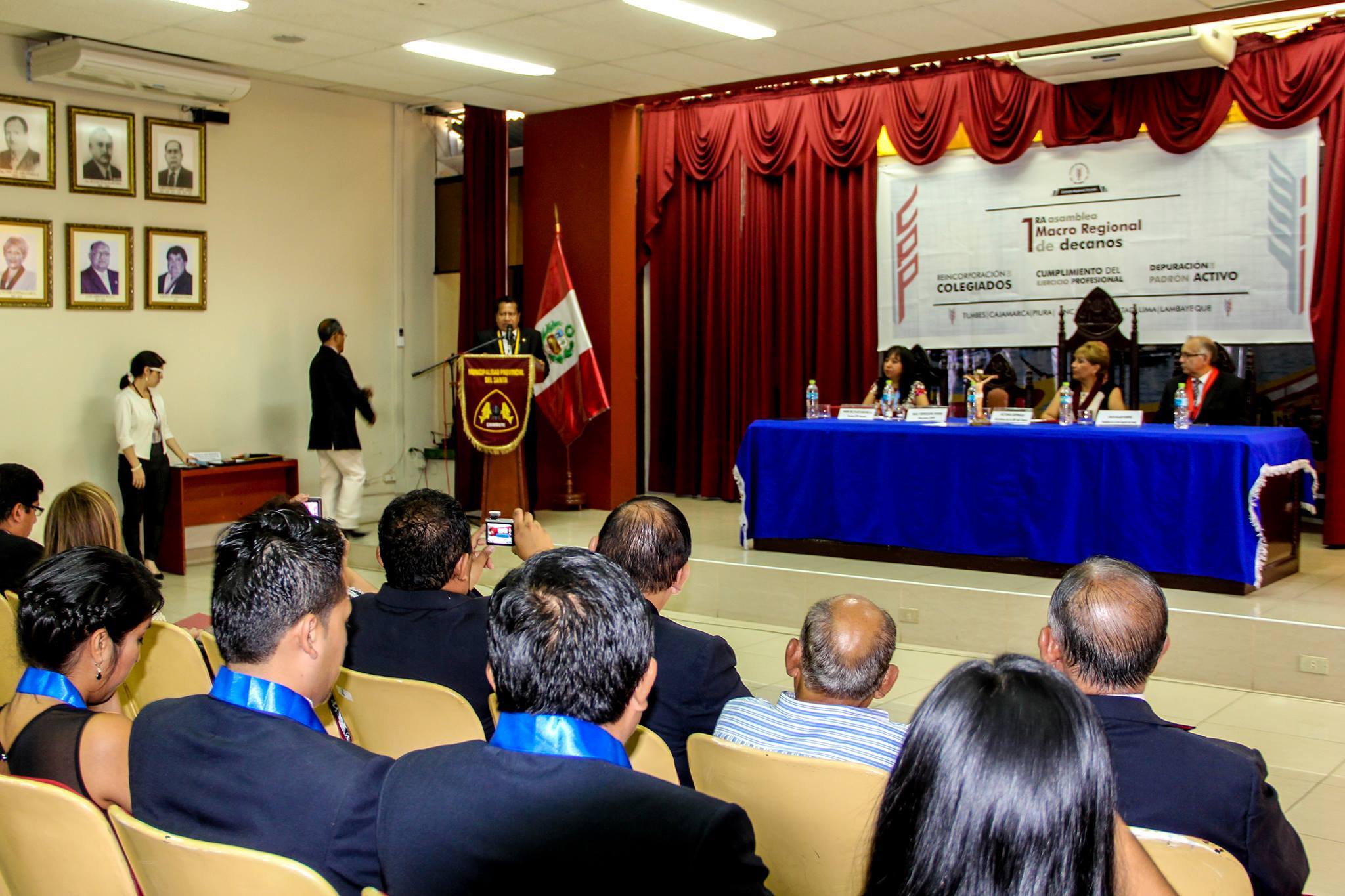 Decanos de periodistas participaron en encuentro macro regional en Chimbote