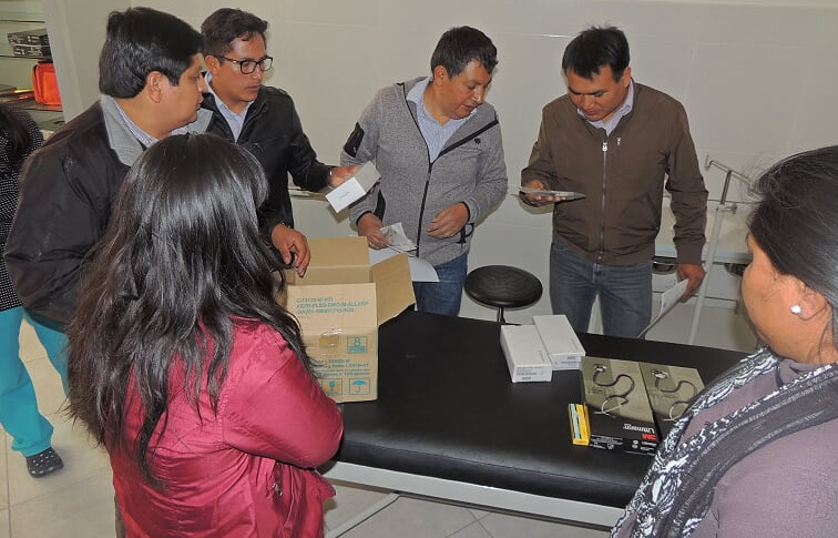  Bolognesi: Diresa y Antamina entregaron puesto de Salud en distrito de Ticllos