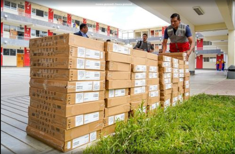 Entregarán equipos informáticos a 109 colegios de regiones, también en Áncash