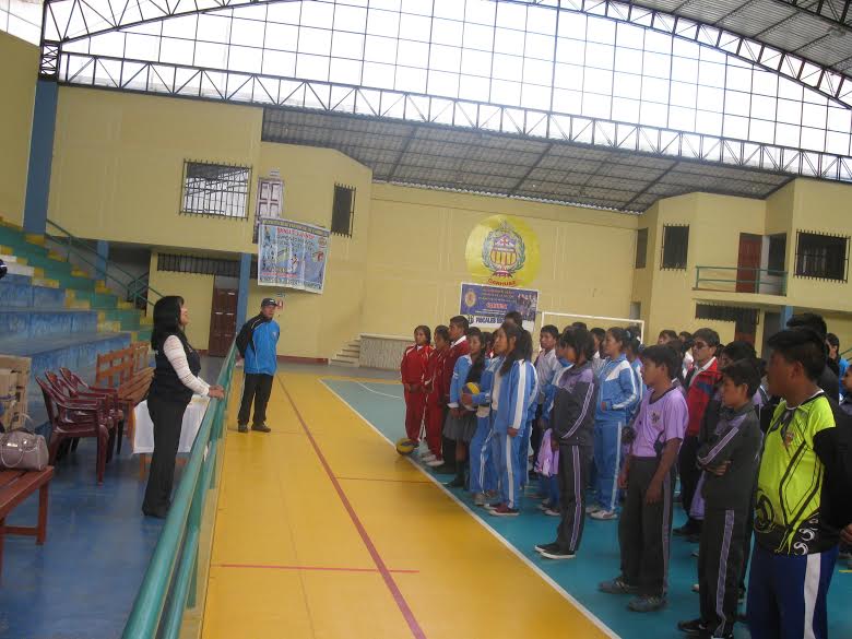Fiscales escolares de Carhuaz participaron en campeonato deportivo