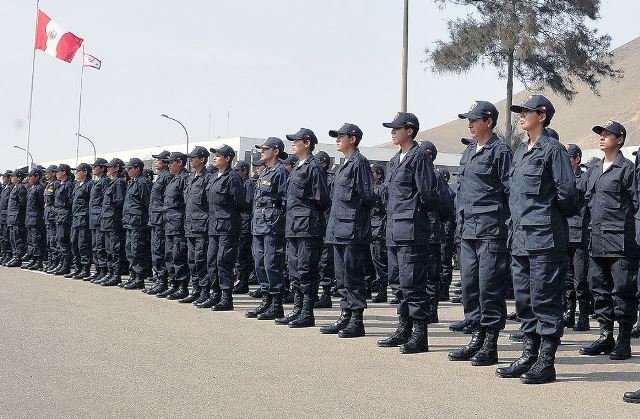  Anuncian cierre de dos sedes de la escuela de suboficiales en Ancash