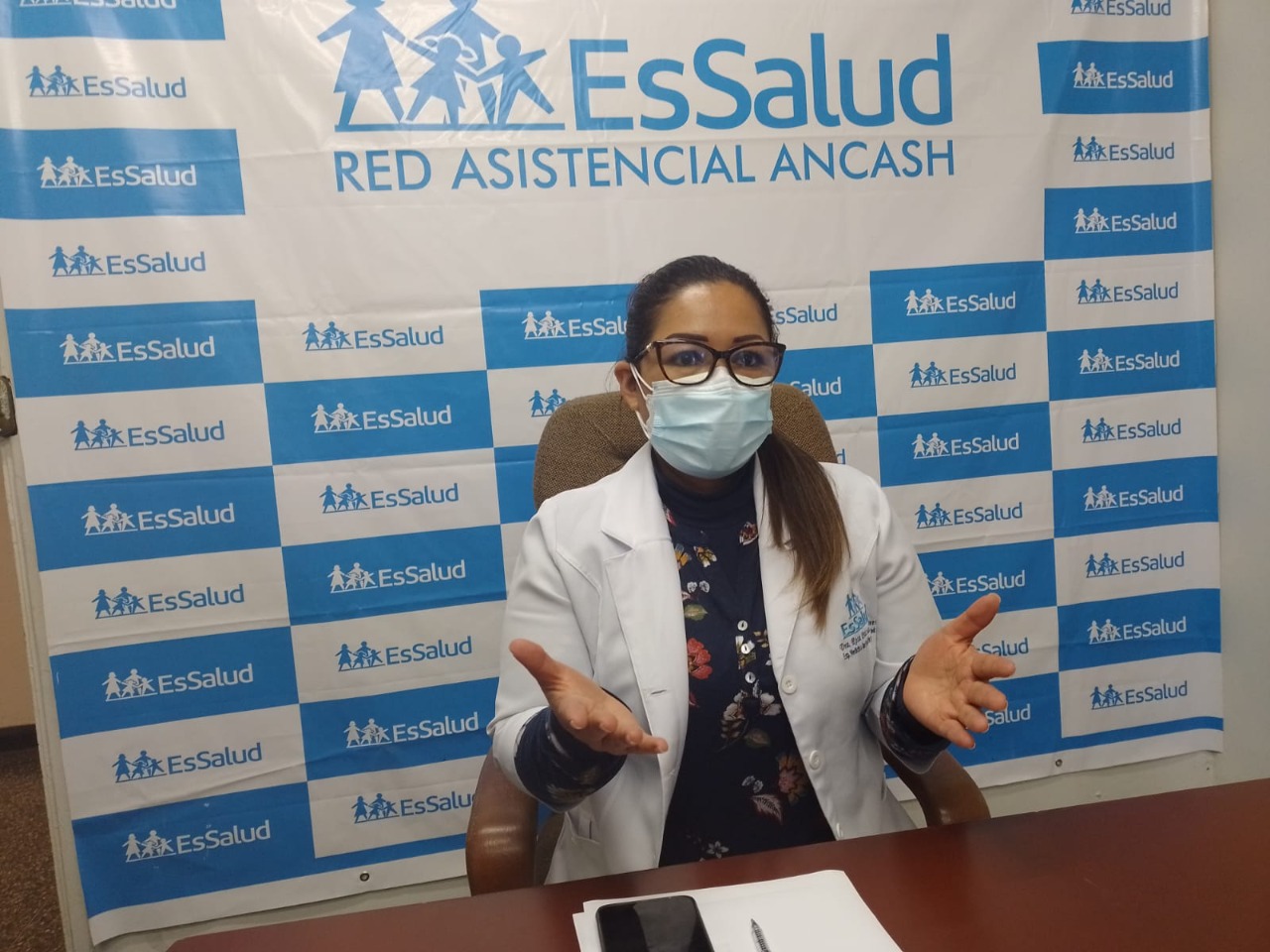 Médico Rosa Pascual fue presentada como nueva gerente de EsSalud Áncash