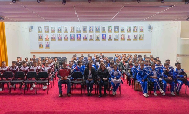 Áncash: capacitan a futuros jueces y secretarios de paz escolar de Huaraz y Carhuaz