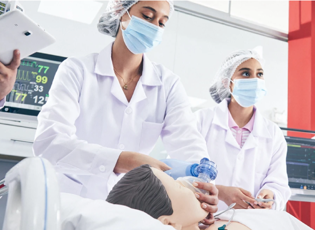 ¡De la UCV al mundo! Vallejiana de Enfermería cumple su sueño en Italia y sigue creciendo profesionalmente