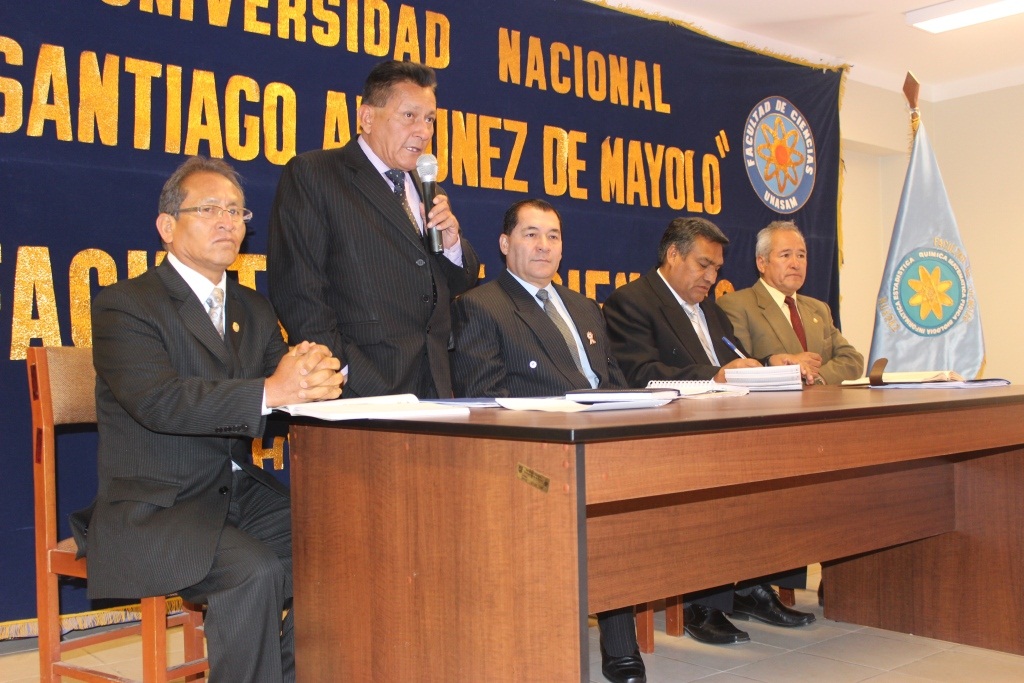 Comunidad universitaria demanda mejora de infraestructura y laboratorios en las facultades de la UNASAM