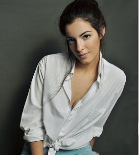 Blusas y polos para lucir a través de tu cámara mientras trabajas home office