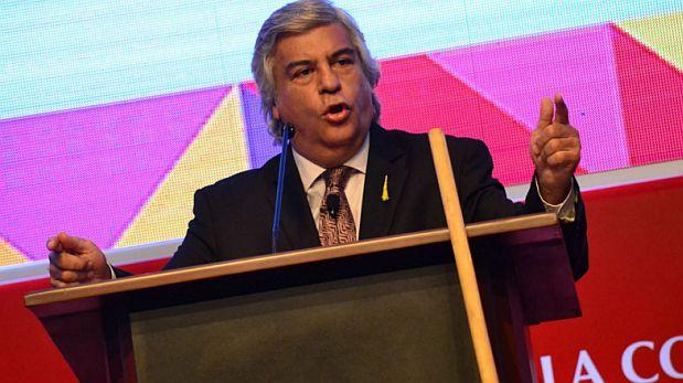 Fernando Olivera reta a Keiko Fujimori a debatir