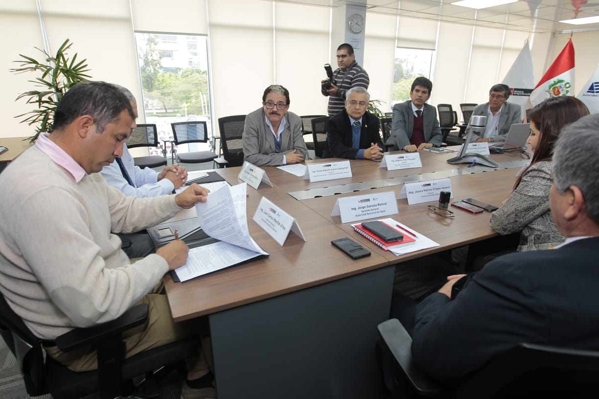  Áncash: Gobernador Morillo obtuvo financiamiento tras firmar convenio de cooperación con el ANA