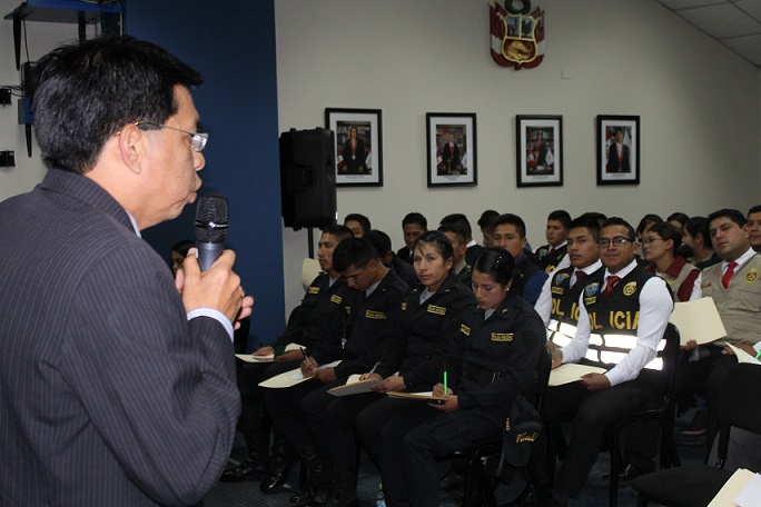 Huaraz: Fiscalía capacitó a policías sobre delito de trata de personas