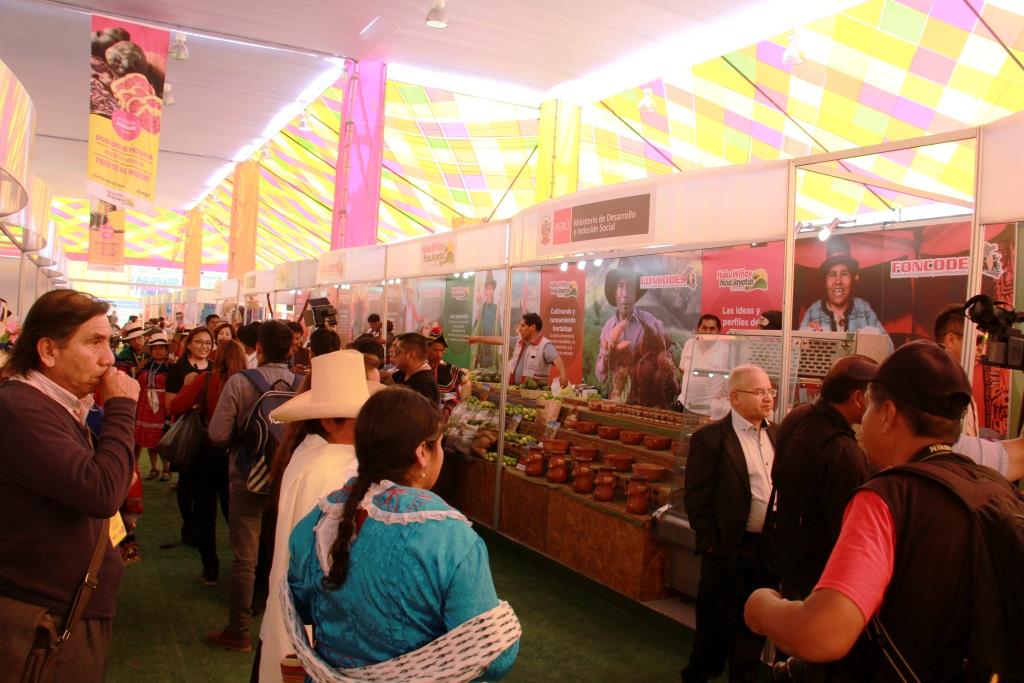 Cuarenta emprendedores de Haku Wiñay/Noa Jayatai con sus mejores productos en Mistura 2017