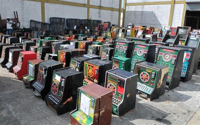 Incautan 36 maquinas tragamonedas en establecimientos comerciales de Yungay