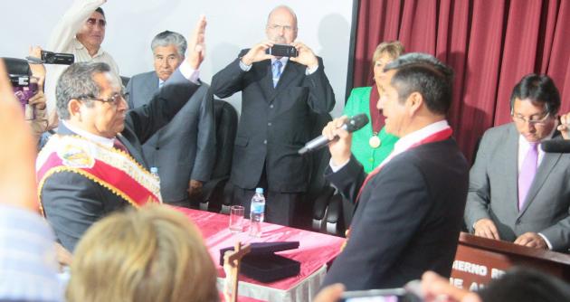 Juramentó nuevo gobernador regional encargado de Áncash