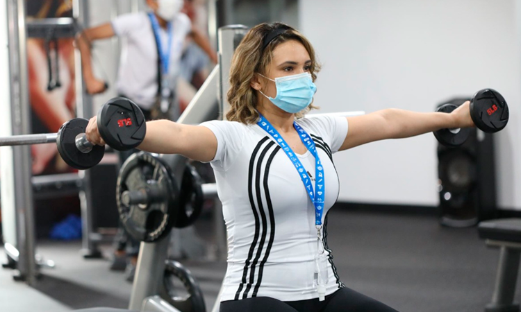 Estos son los protocolos para reinicio de actividades en cines y gimnasios
