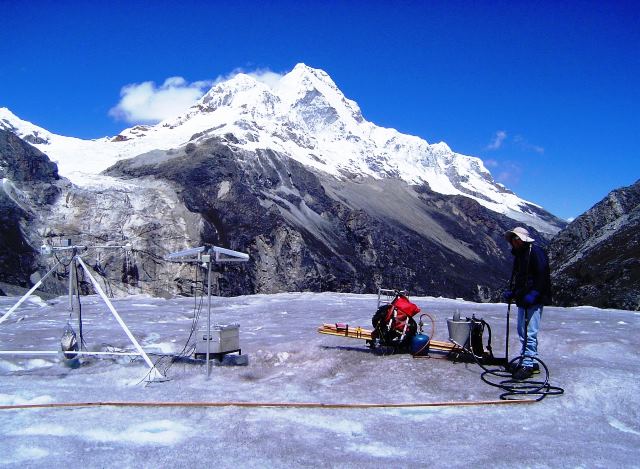 Realizarán monitoreo a glaciales de Áncash para advertir daños por cambio climático
