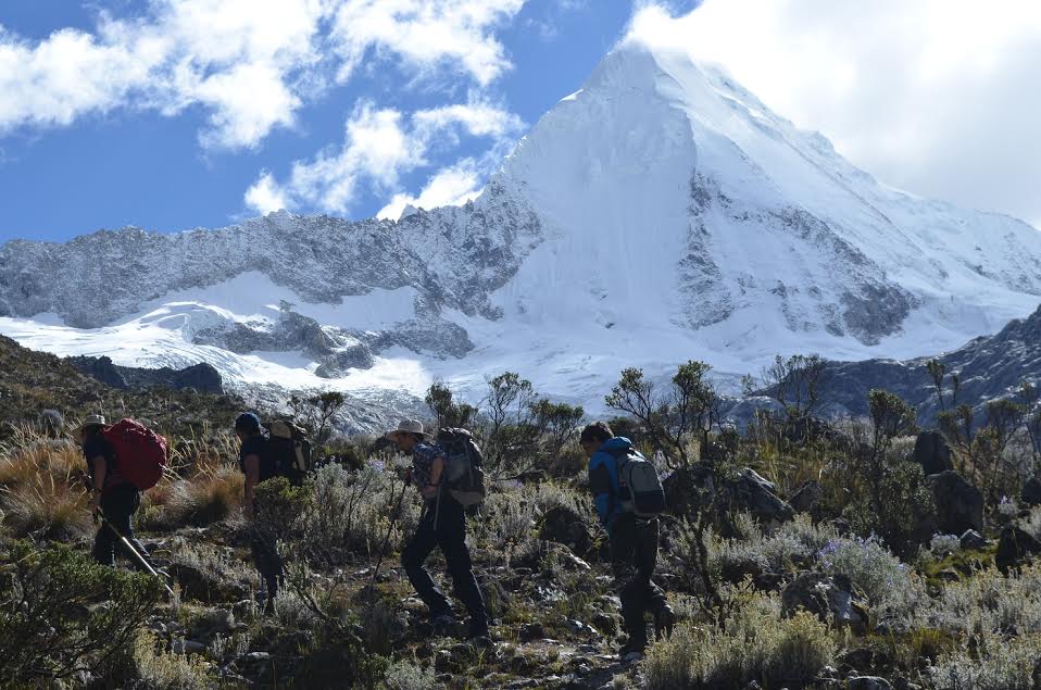 Rescatan con vida a tres montañistas en el Huascarán. Cuatro siguen aún desaparecidos 