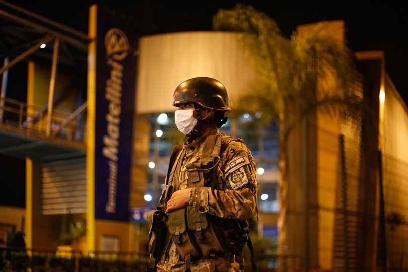 Gobierno asigna bono extraordinario a personal militar que enfrenta al covid-19