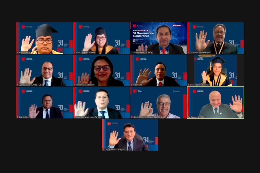 Lucio Gutiérrez, tras recibir el doctorado honoris causa de la UCV: “La auténtica democracia no solo es ganar elecciones” 