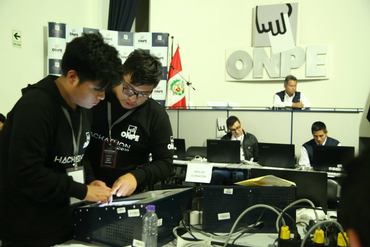 Participantes revisaron Código Fuente del Voto Electrónico Presencial