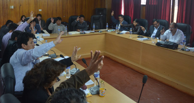 Consejo Regional acordó elevar denuncias a la Comisión de Fiscalización del Congreso y Contraloría