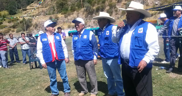 Congresista Julca media en litigio por tierras entre Cátac y Bolognesi