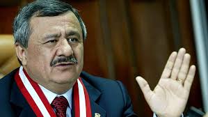 Presidente del JNE pide trato igualitario a autoridades que postulen a reelección