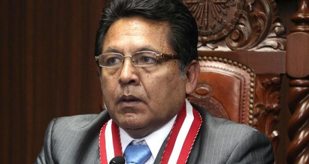 Fiscal Ramos heredia podría ser citado de "grado o fuerza" al Congreso