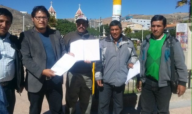 Grupo de pobladores desconocen resultados electorales en la provincia de Recuay