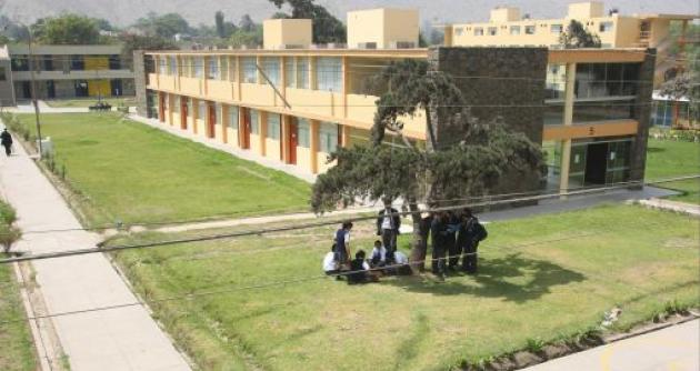 Colegios de alto rendimiento serán implementados en trece regiones