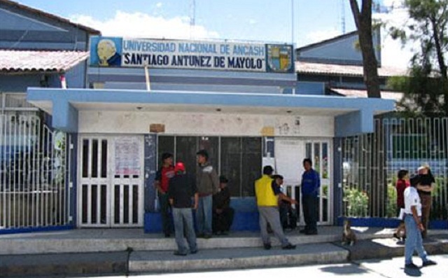 Mil 200 estudiantes universitarios de la UNASAM quedarían fuera del sistema académico