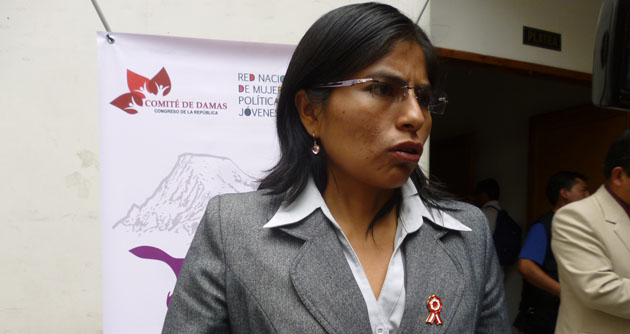 Consejera Sofía Gamarra reitera denuncia de acoso político del alcalde de Yungay