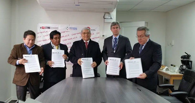 Salud firma convenio para mejoramiento del servicio materno neonatal del hospital de Huaraz