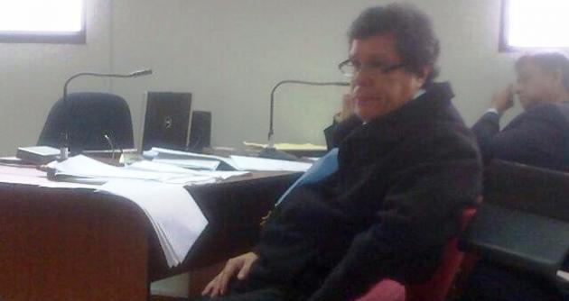 Fiscalía sustenta pedido para levantar inmunidad a Benitez y Crisólogo