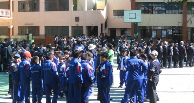 Municipalidad de Independencia apoya con alimentos básicos en la jornada escolar completa