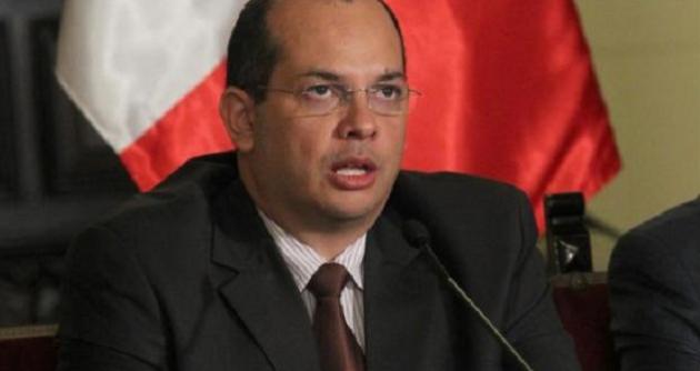 Ministro Castilla informará sobre intervención de su cartera en el “caso Áncash”