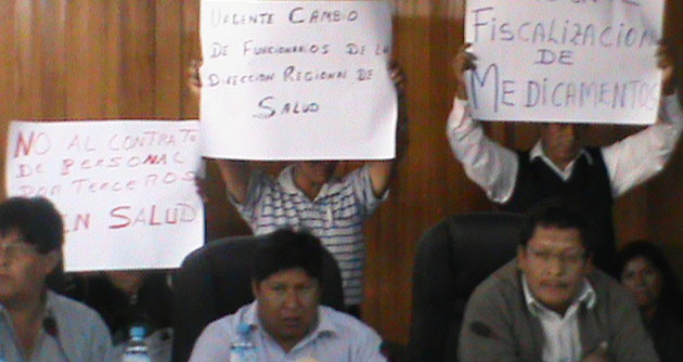 Salud y educación paralizan por intromisión de consejeros y congresistas en el Gobierno Regional de Ancash
