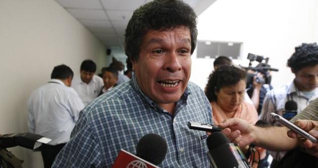 Congresista Benitez se niega al levantamiento de su inmunidad y dice es inocente