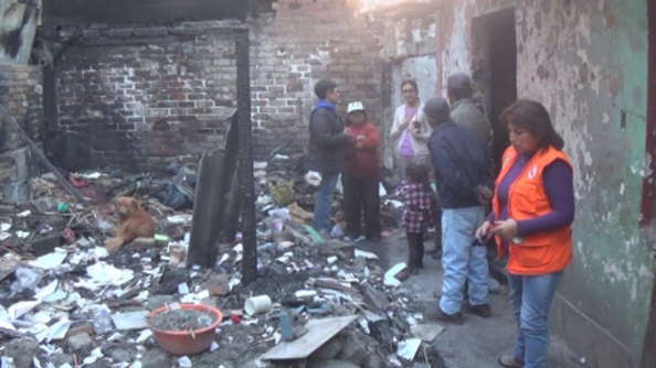 Defensa Civil brinda apoyo a los damnificados del incendio en Bolognesi