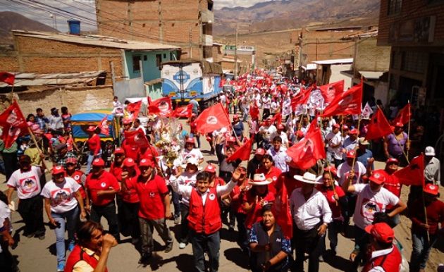 Candidato regional del Manpe recorrió en caravana poblados de la provincia de Huaylas