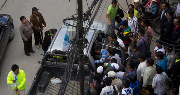 Simpatizantes de Puro Ancash rechazan exclusión de Waldo Ríos de la segunda vuelta electoral