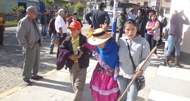 Con retraso en instalación de mesas de sufragio se inició las elecciones en Huaraz