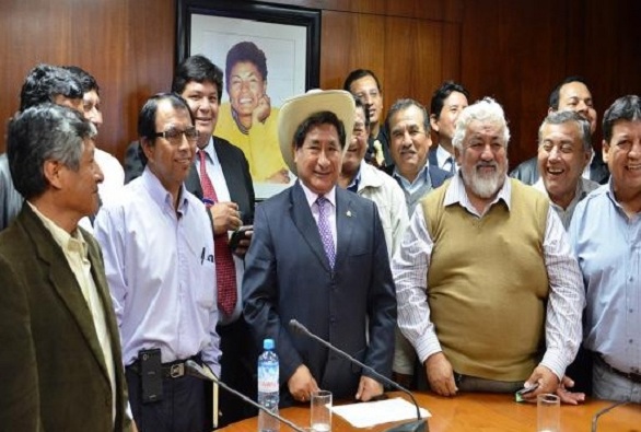 Representantes de 25 juntas de riego del país se entrevistaron con Modesto Julca