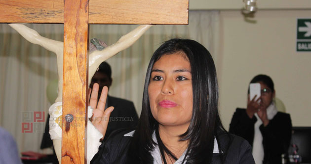 Juramentó jueza del juzgado de paz letrado de la provincia de Carhuaz
